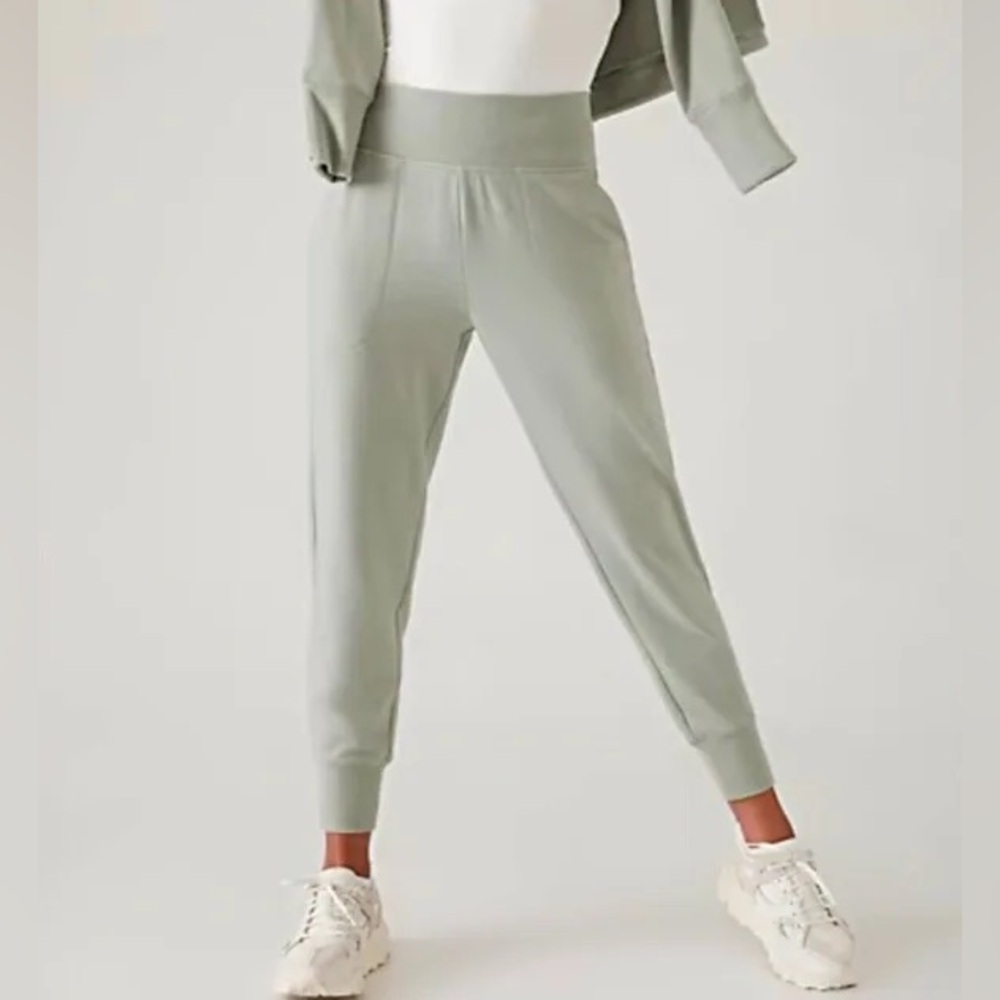 ATHLETA Coaster Luxe Jogger Large Soft Green 658312 2023 Womens